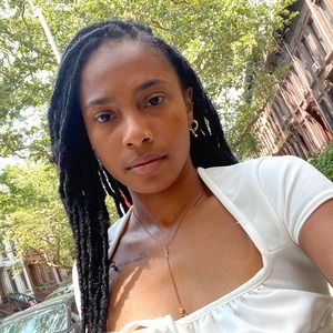 Meet your Posher, Janelle